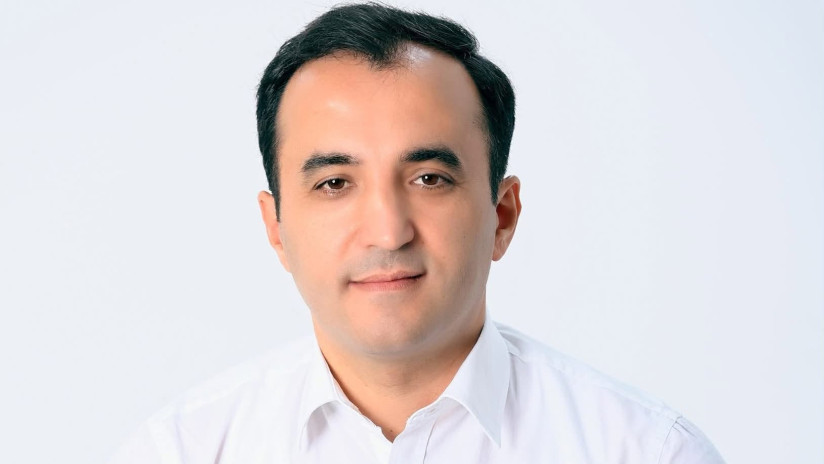 <p>Akif Qurbanov: &ldquo;Hicablı qızların təhsildən uzaqlaşdırılması tariximizin n&ouml;vbəti utanc səhifəsidir&rdquo;</p>