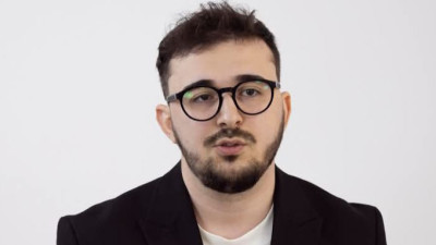<p>&ldquo;QHT işi&rdquo;: Zamin Zəkinin həbs cəzası 3 ay azaldılıb</p>